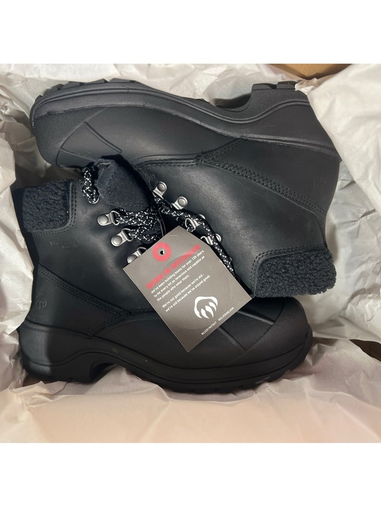 Wolverine Shoes - Wolverine frost winter boots new in box US Women’s 8.5